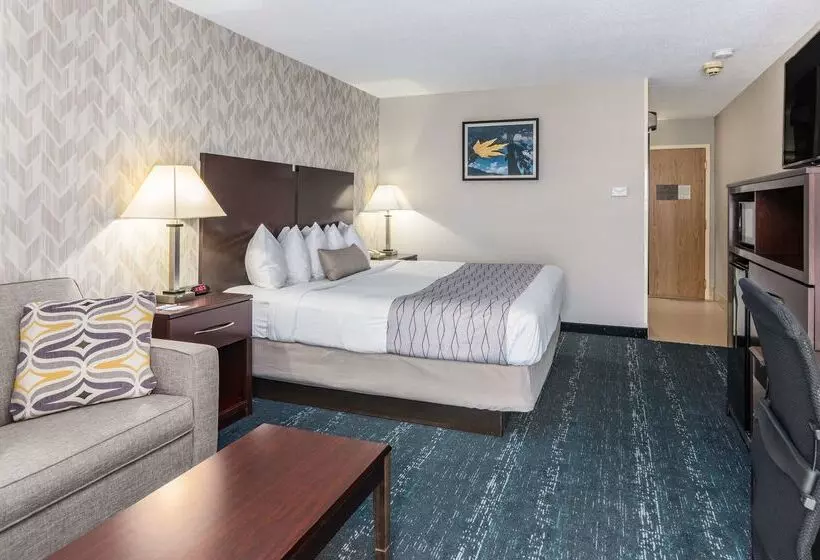 هتل Best Western Plus Keene