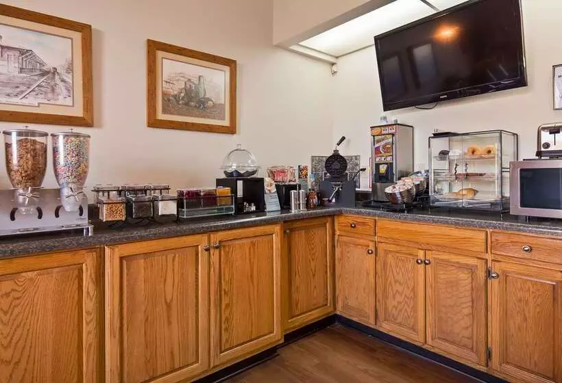 בית מלון כפרי Best Western Wilderness Trail Inn