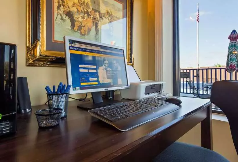 בית מלון כפרי Best Western Wilderness Trail Inn