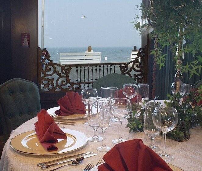 Hotel Boardwalk Plaza