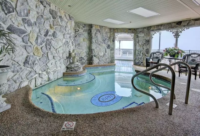 هتل Boardwalk Plaza