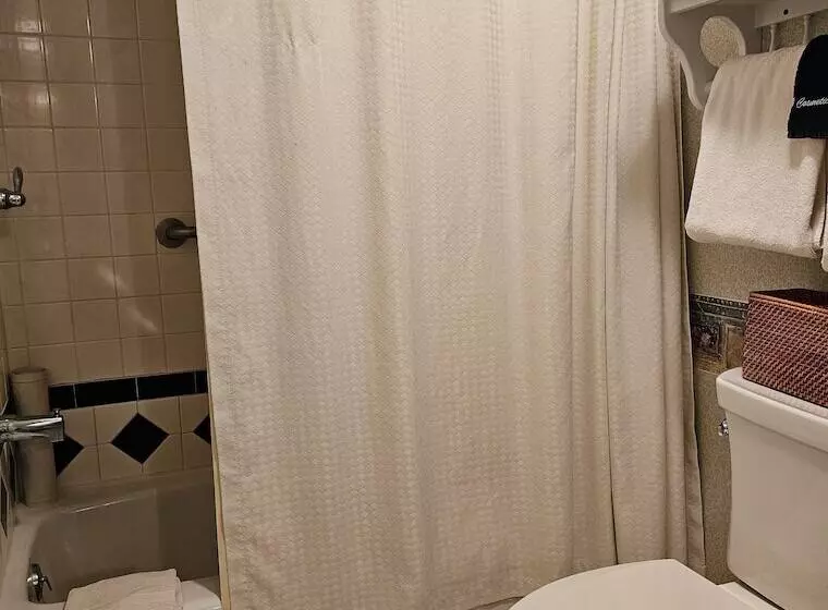 هتل Boardwalk Plaza