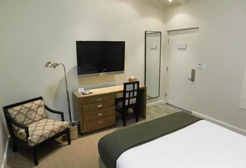 هتل Le Petit Pali Brentwood