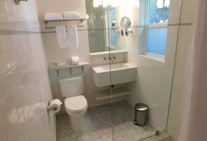 هتل Le Petit Pali Brentwood