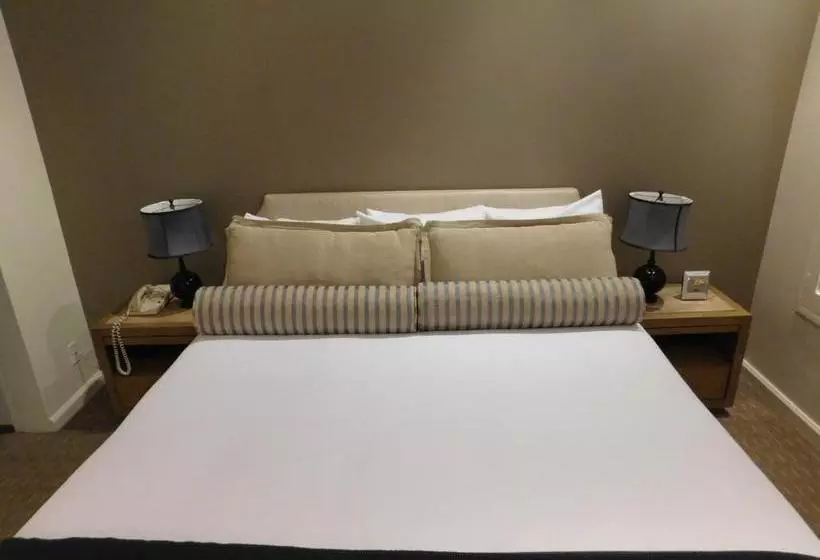 هتل Le Petit Pali Brentwood