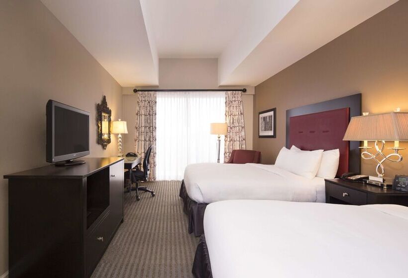 Otel Doubletree By Hilton Raleigh  Brownstone  University