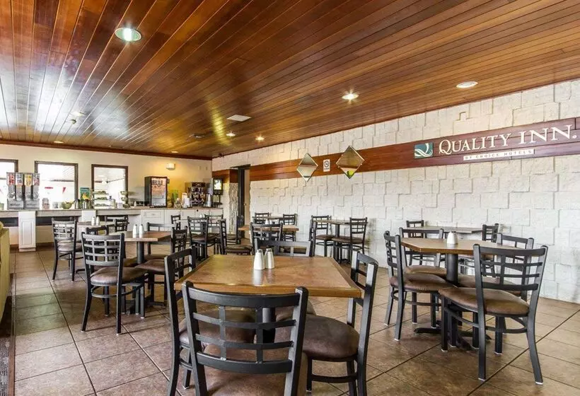 هتل Quality Inn