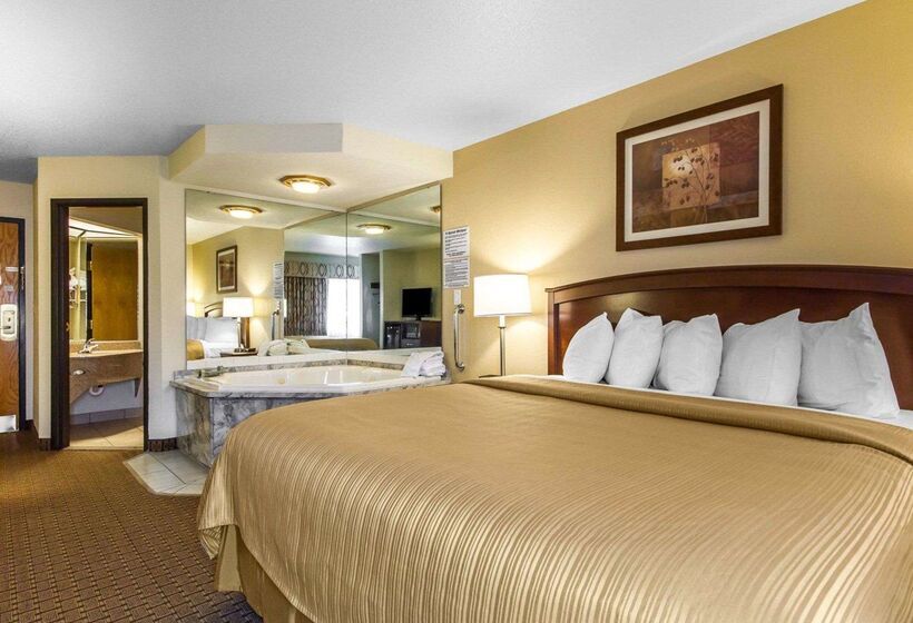 فندق Quality Inn