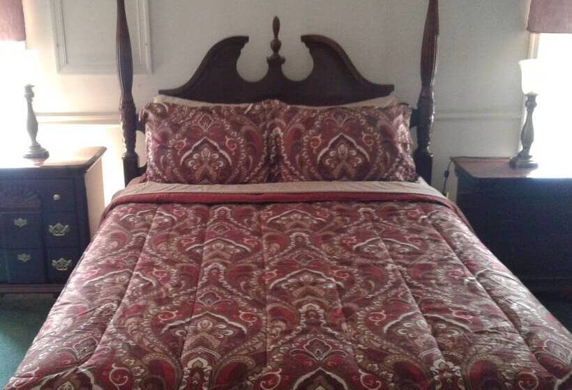 Отель The Brick