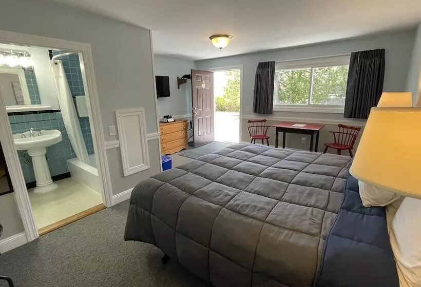 Motelli Bucksport Inn