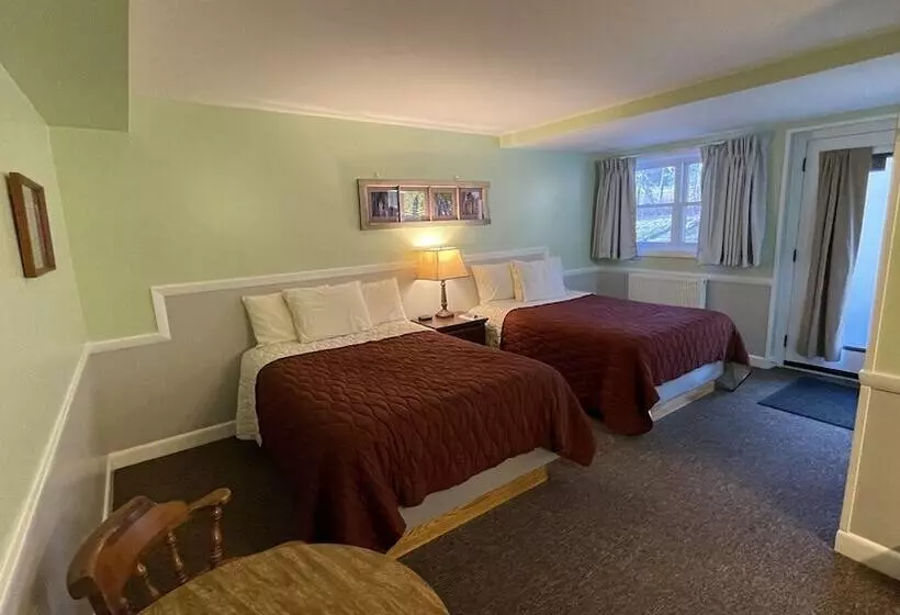 Motelli Bucksport Inn