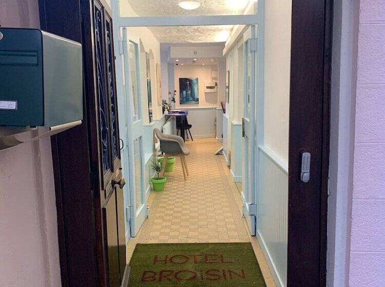 هتل Initial By Balladins, Hôtel Broisin