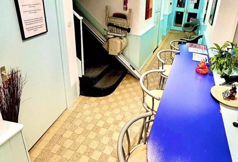 ホテル Initial By Balladins, Hôtel Broisin