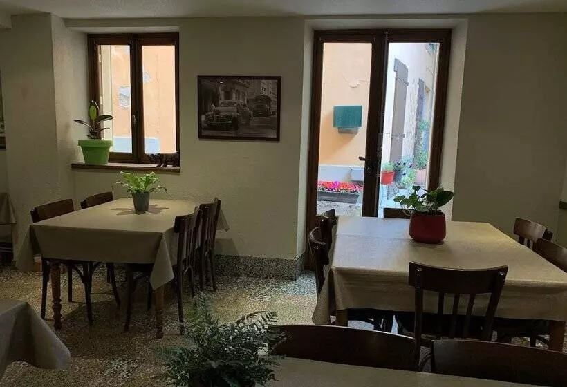 ホテル Initial By Balladins, Hôtel Broisin