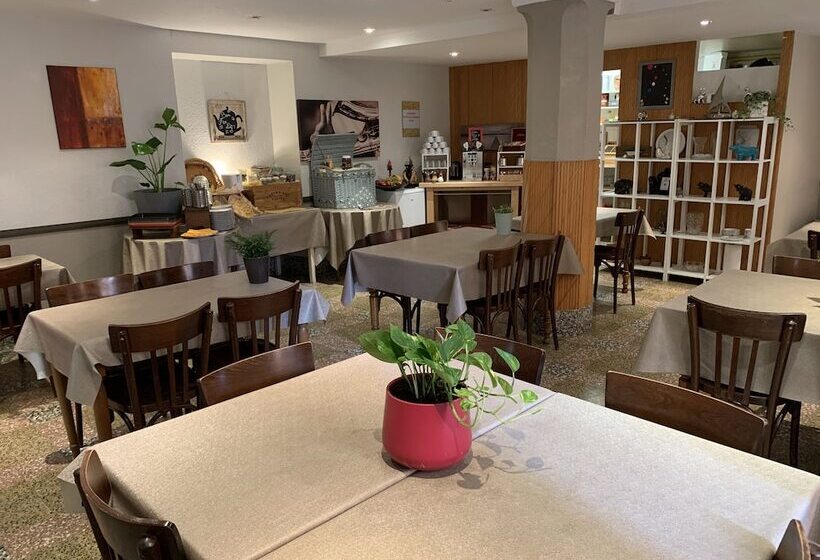 هتل Initial By Balladins, Hôtel Broisin