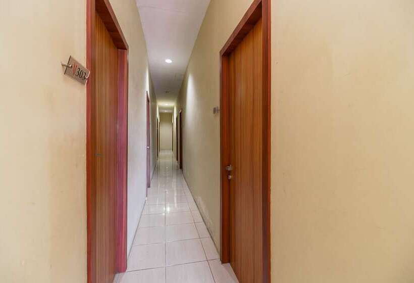 فندق Reddoorz Syariah Near Simpang Surabaya Aceh
