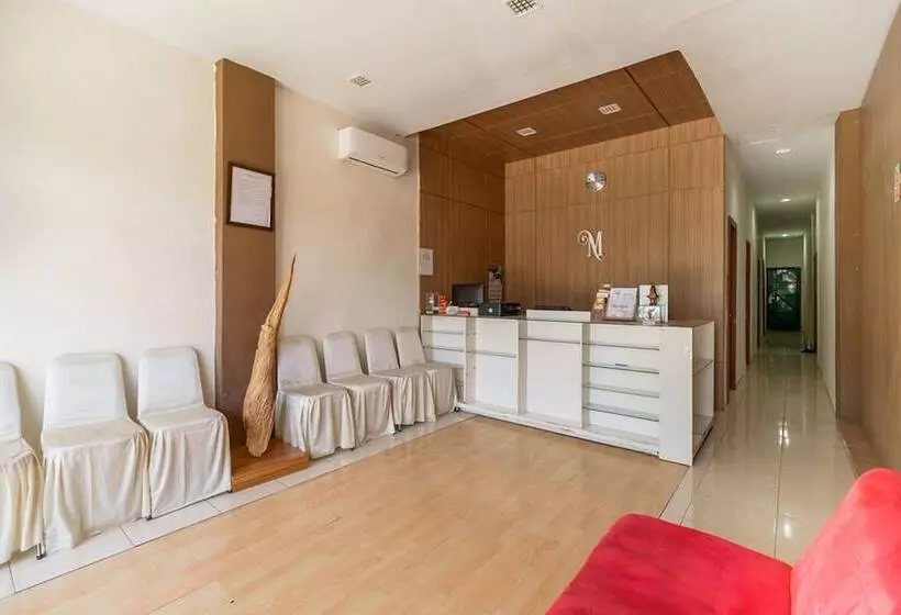 ホテル Reddoorz Syariah Near Simpang Surabaya Aceh