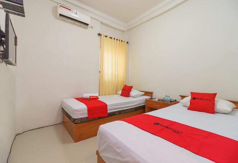 Szálloda Reddoorz Syariah @ Panglima Nyak Makam Aceh