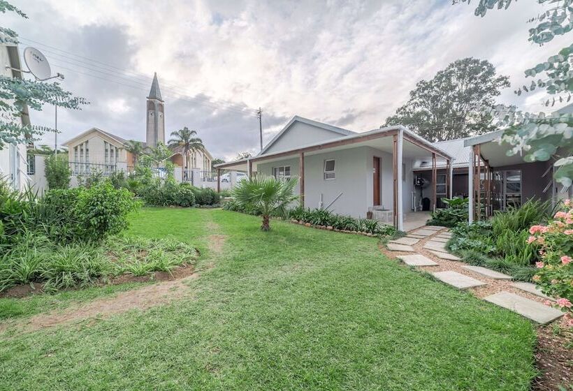 פנסיון Azaria Guesthouse