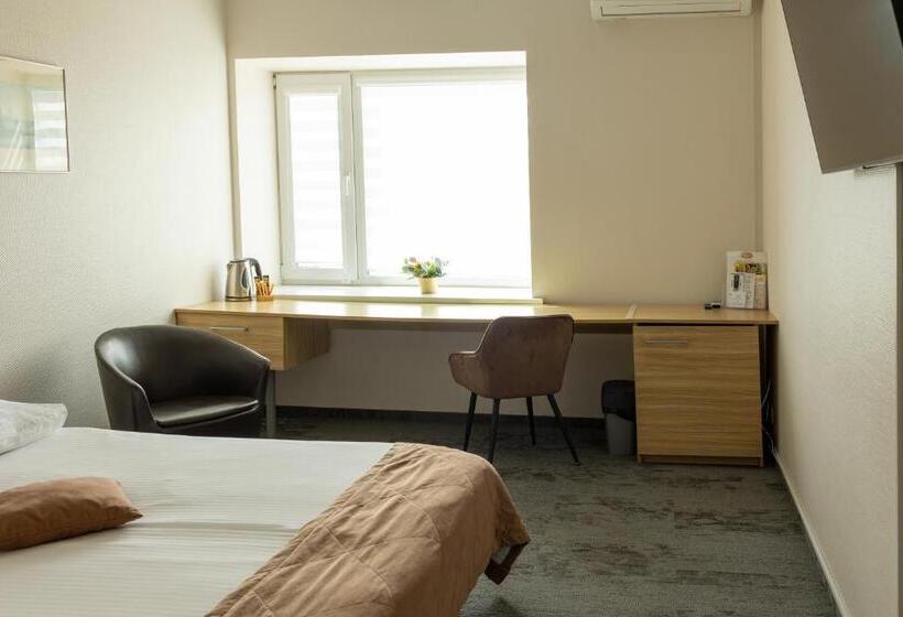 پانسیون Svečių Namai Ten