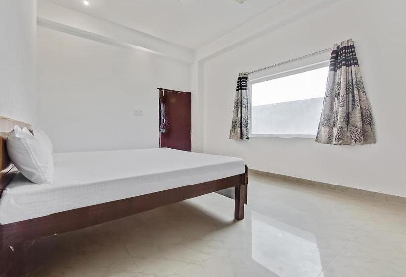 בית מלון כפרי Spot On 40522 Siya  & Garden