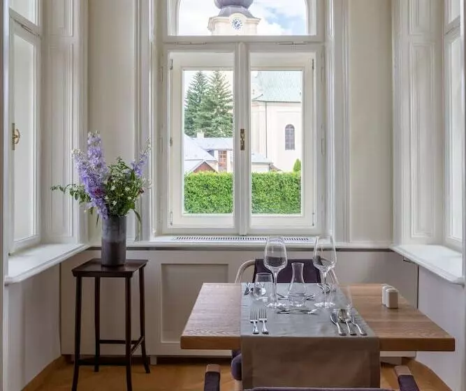 Hotelli Villa Rosenaw