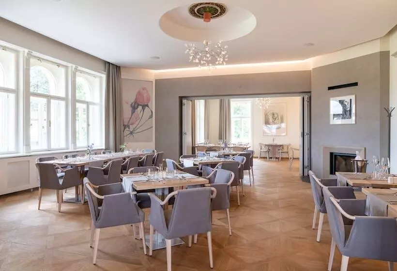 Hotelli Villa Rosenaw