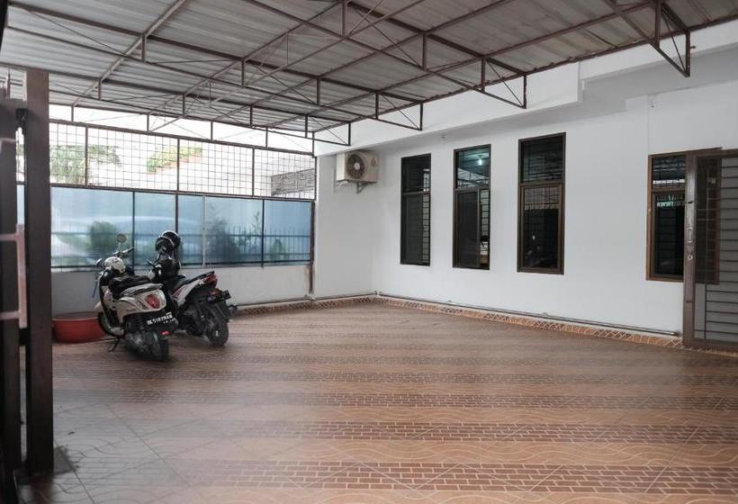 פנסיון Reddoorz Near Universitas Sisingamangaraja Medan