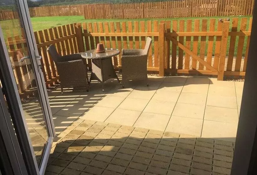 Aamiaismajoitus (B&B) Barmouth Beach Club