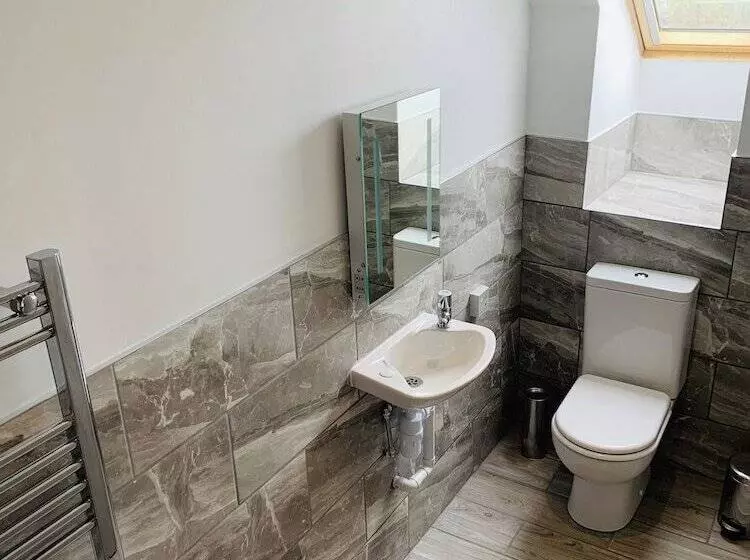 Aamiaismajoitus (B&B) Barmouth Beach Club