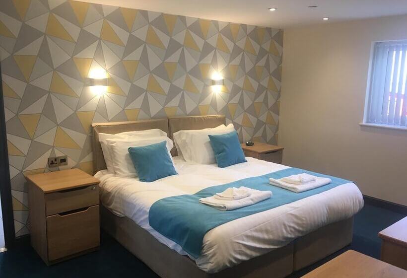 تختخواب و صبحانه Barmouth Beach Club