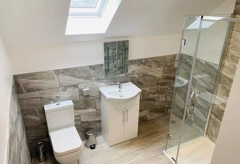 Aamiaismajoitus (B&B) Barmouth Beach Club