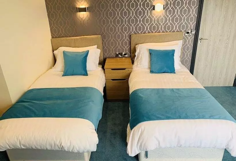 Aamiaismajoitus (B&B) Barmouth Beach Club