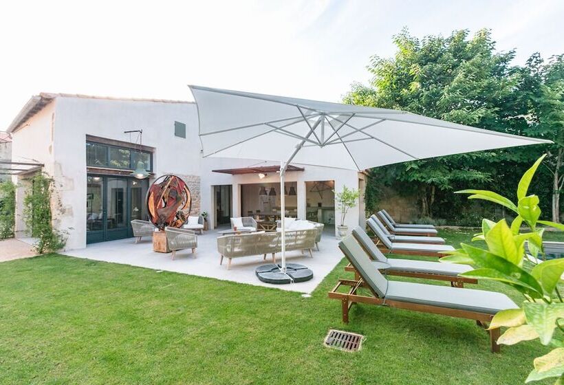 ベッドアンドブレックファースト Gabrielle Jeanne