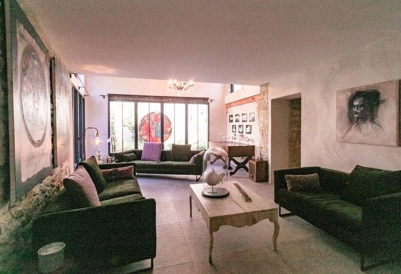 ベッドアンドブレックファースト Gabrielle Jeanne