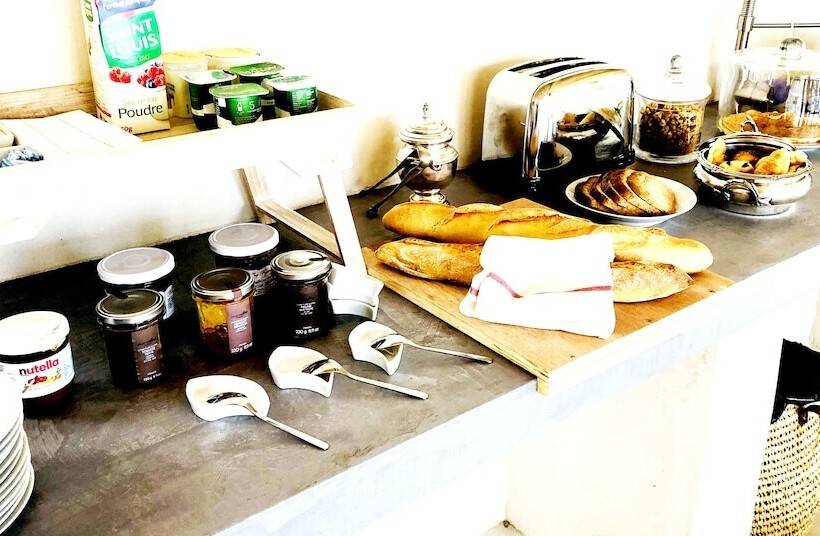 ベッドアンドブレックファースト Gabrielle Jeanne