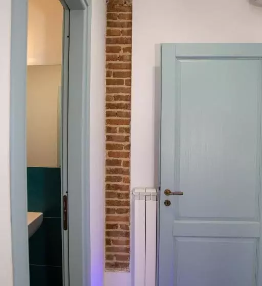 ベッドアンドブレックファースト La Casetta   Rooms & Garden