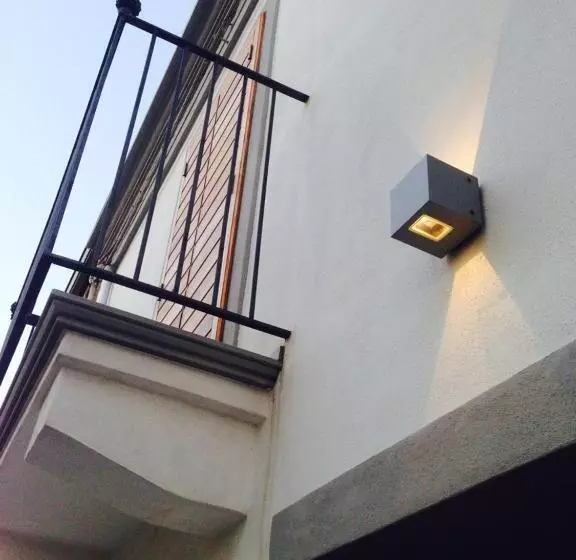 ベッドアンドブレックファースト La Casetta   Rooms & Garden