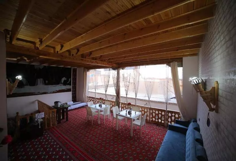 تختخواب و صبحانه Rasulboy Guest House
