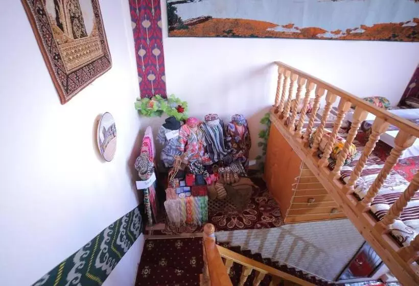 تختخواب و صبحانه Rasulboy Guest House