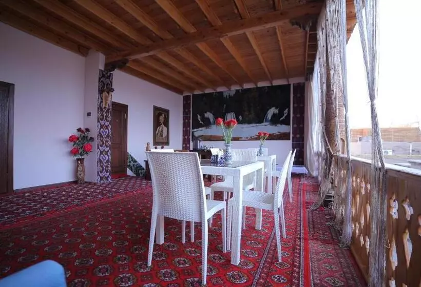تختخواب و صبحانه Rasulboy Guest House