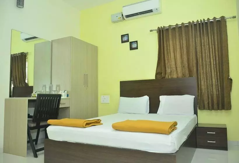 Aamiaismajoitus (B&B) The Surrya Max Residency