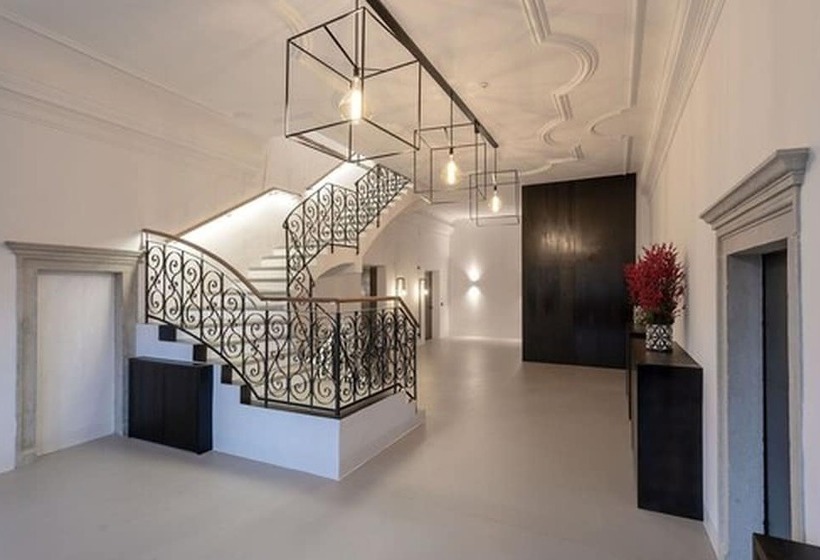 هتل Castel Hortenberg