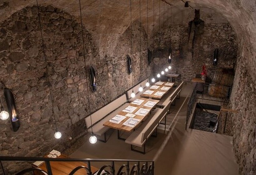 هتل Castel Hortenberg