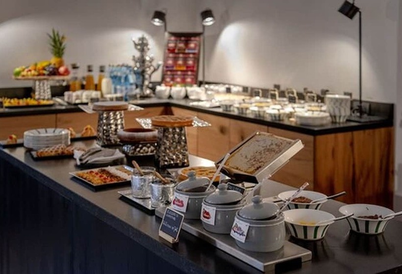 هتل Castel Hortenberg