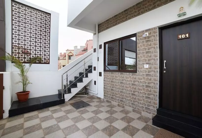 ホテル Daze Off Studio House