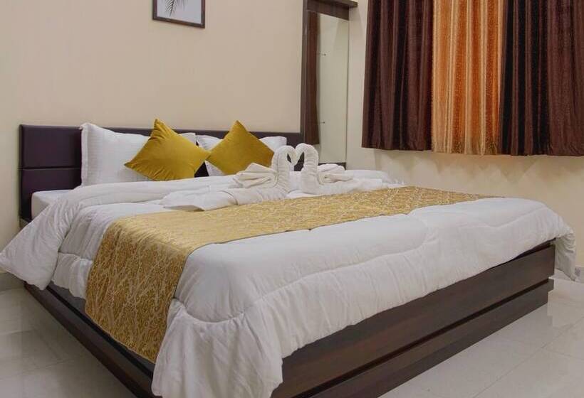 هتل Daze Off Studio House