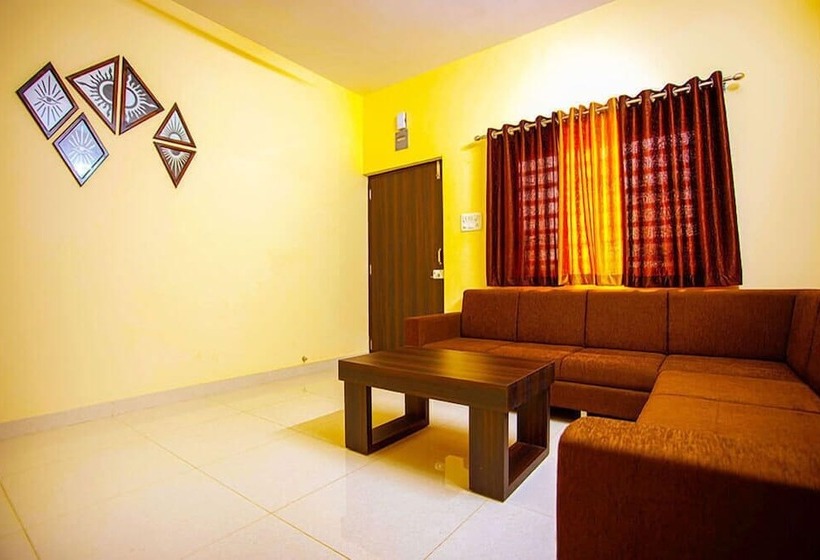 هتل Daze Off Studio House