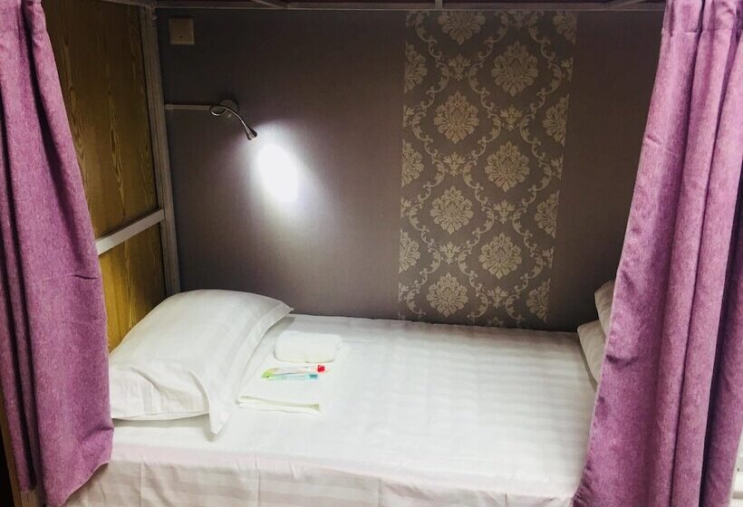 پانسیون Ubrainbow   Hostel