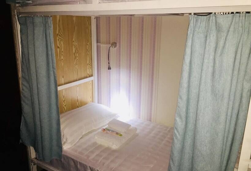 پانسیون Ubrainbow   Hostel